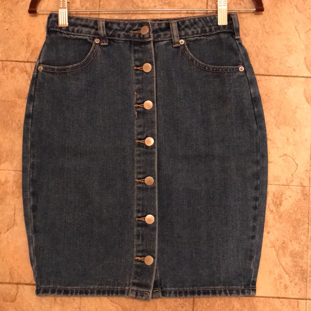 Midi denim skirt